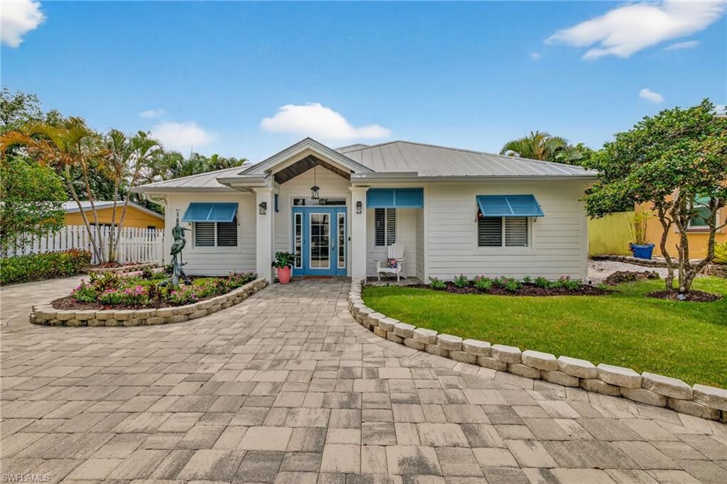 740 5th AVE N, NAPLES, FL 34102 — photo 3