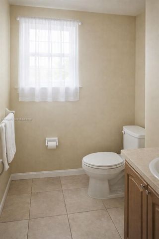 12516 SW 9th Ter 2, Miami, FL 33184