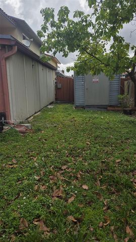 12516 SW 9th Ter 2, Miami, FL 33184