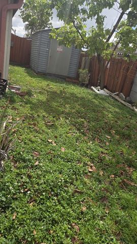 12516 SW 9th Ter 2, Miami, FL 33184