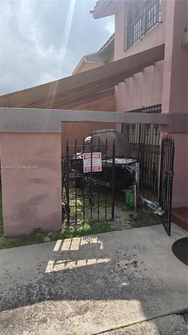 12516 SW 9th Ter 2, Miami, FL 33184