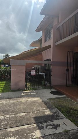 12516 SW 9th Ter 2, Miami, FL 33184
