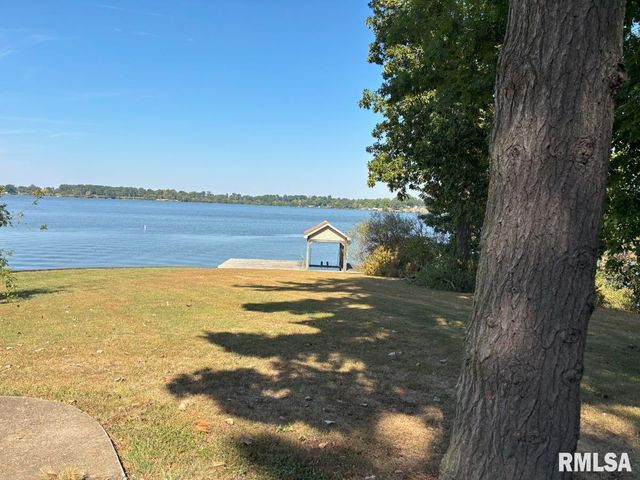 25 COTTAGE GROVE Lane, Springfield, IL 62712