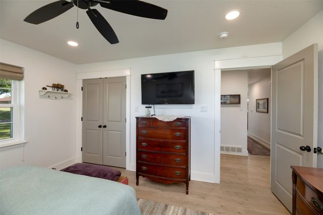 489 Pine Road, Poolville, TX 76487