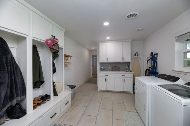 489 Pine Road, Poolville, TX 76487