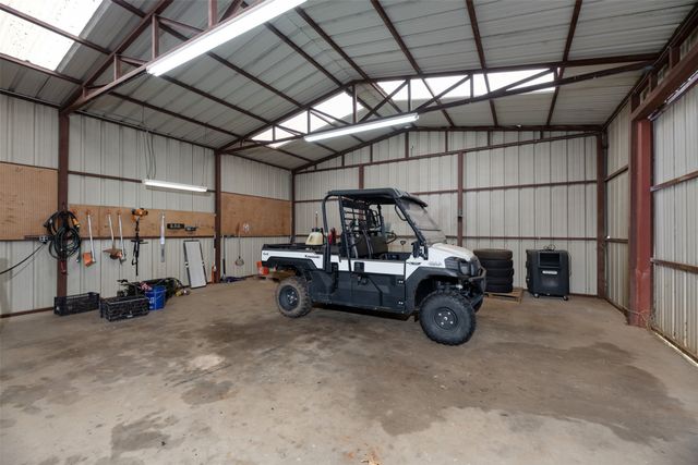489 Pine Road, Poolville, TX 76487