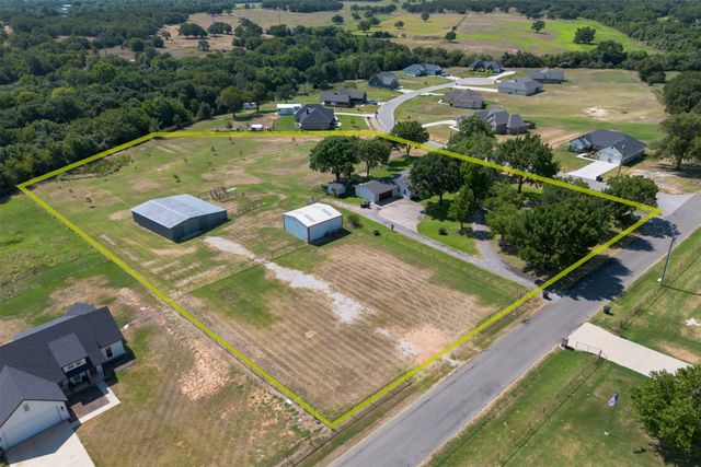 489 Pine Road, Poolville, TX 76487