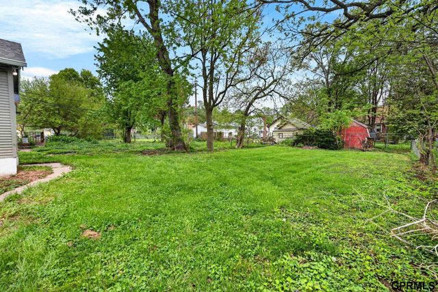 4123 N 39th Street, Omaha, NE 68111