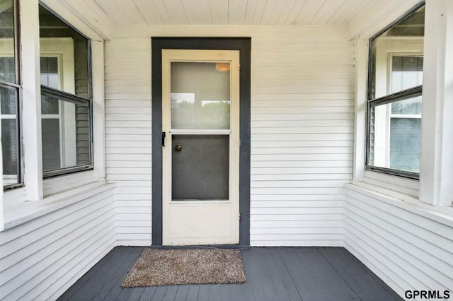 4123 N 39th Street, Omaha, NE 68111