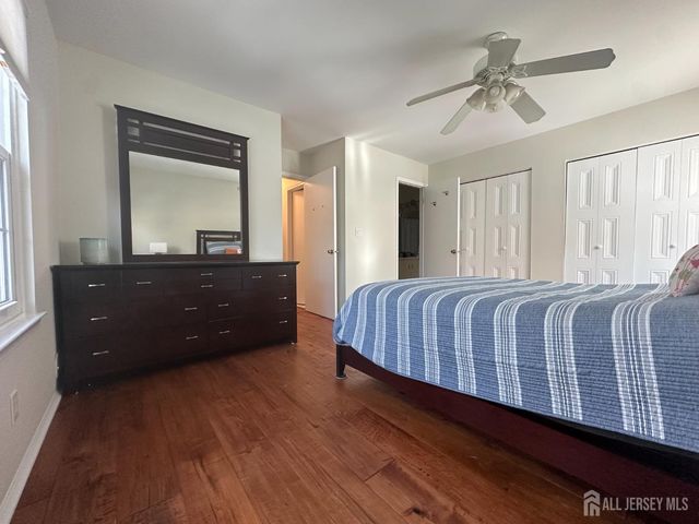 171 Applegate Lane, East Brunswick, NJ 08816