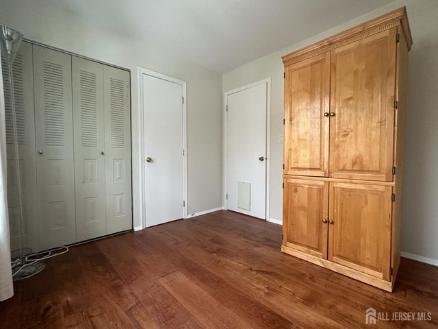 171 Applegate Lane, East Brunswick, NJ 08816