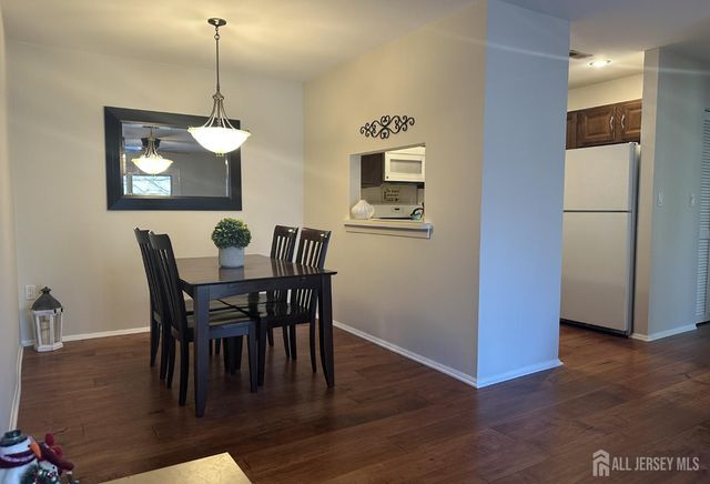 171 Applegate Lane, East Brunswick, NJ 08816