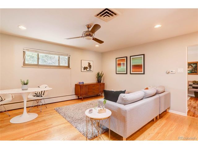 551 Detroit St, Denver, CO 80206