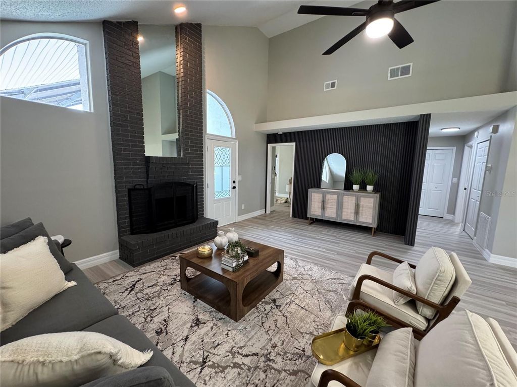 1000 SUMMER LAKES DRIVE, Orlando, FL 32835