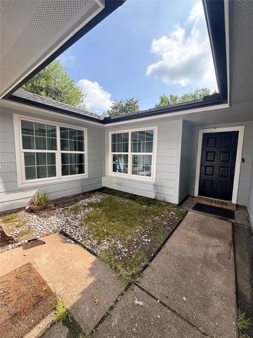 6803 Marta Drive, Houston, TX 77083