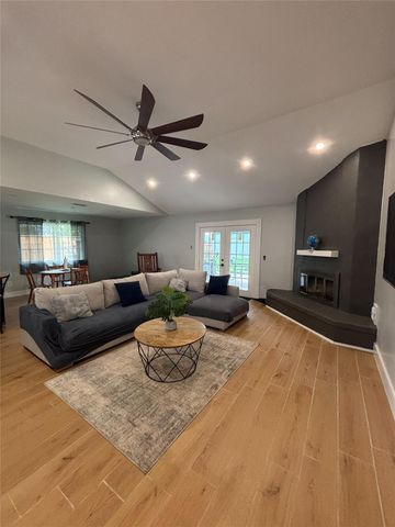 6803 Marta Drive, Houston, TX 77083