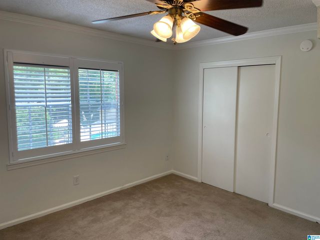 3434 Sandner Ct Apt C, Homewood, AL 35209