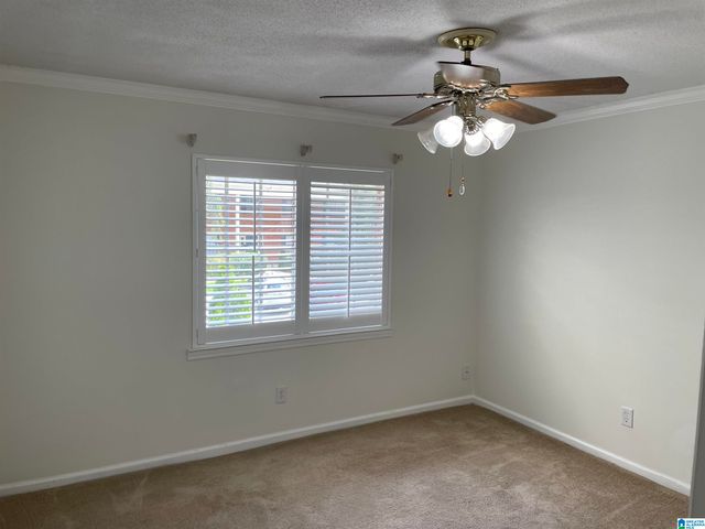 3434 Sandner Ct Apt C, Homewood, AL 35209