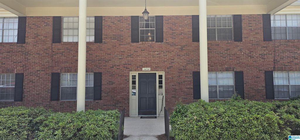 3434 Sandner Ct Apt C, Homewood, AL 35209