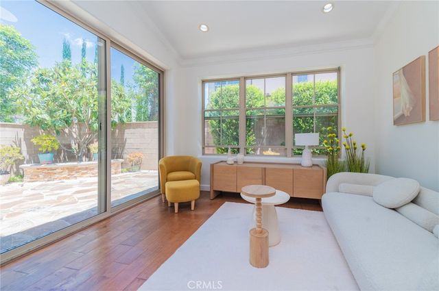 50 Twin Gables, Irvine, CA 92620