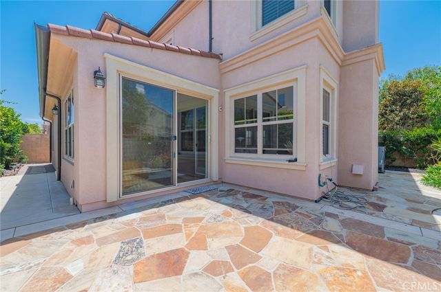 50 Twin Gables, Irvine, CA 92620