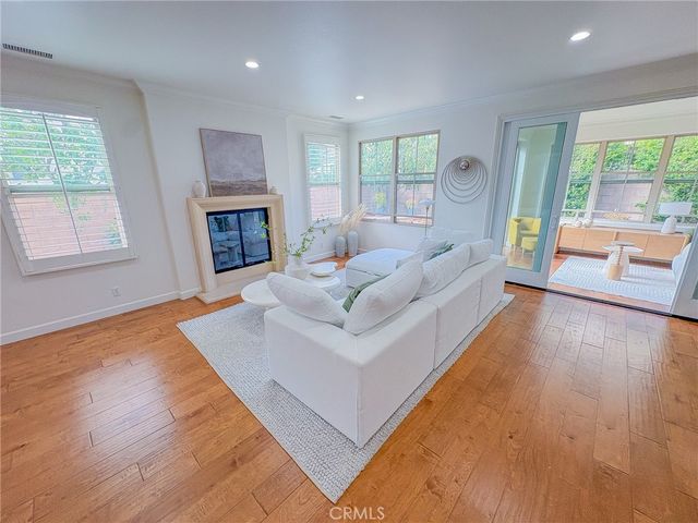 50 Twin Gables, Irvine, CA 92620