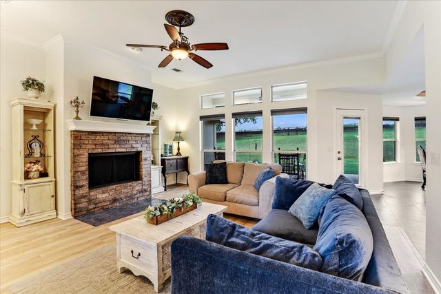 416 Hurricane Creek Circle, Anna, TX 75409