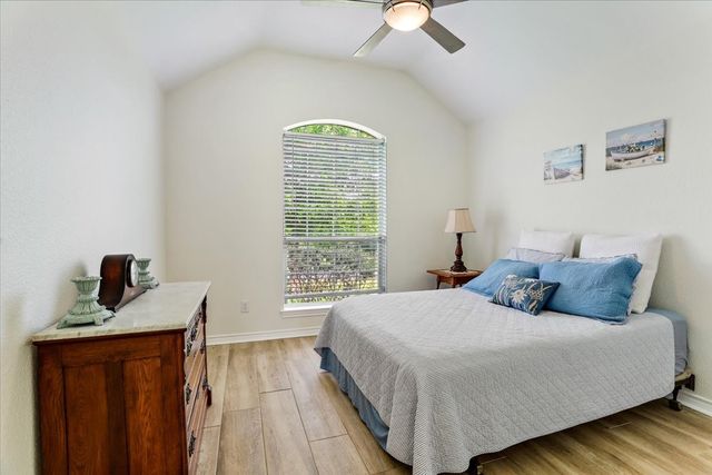 416 Hurricane Creek Circle, Anna, TX 75409