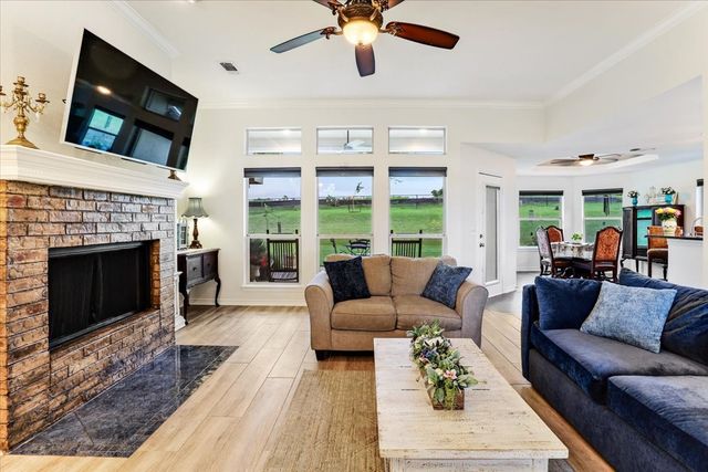 416 Hurricane Creek Circle, Anna, TX 75409
