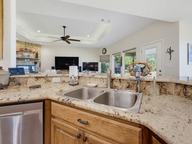 711 Crows Point, Lake Bridgeport, TX 76426