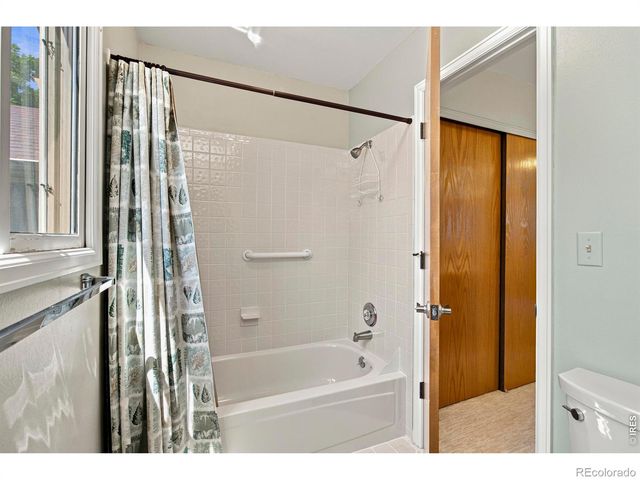 1050 Cunningham Drive 3, Fort Collins, CO 80526