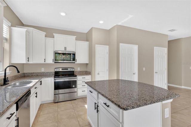 1892 CAYMAN COVE CIRCLE, St Cloud, FL 34772