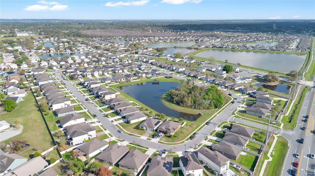 Image 19 of property listing at 1892 CAYMAN COVE CIRCLE, St Cloud, FL 34772