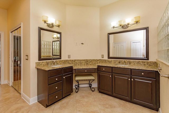 8816 GREAT COVE DRIVE, Orlando, FL 32819