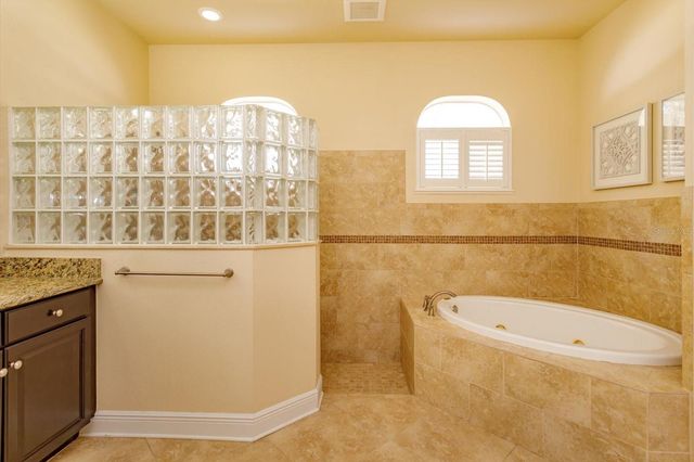 8816 GREAT COVE DRIVE, Orlando, FL 32819