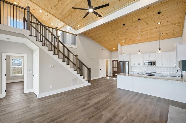 1176 NE Jewel Court, Ranger, GA 30734