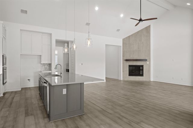 240 Wellborn RD, Liberty Hill, TX 78642