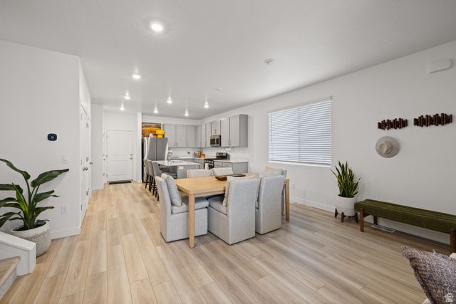 7559 S TOPAZ SKY LN, West Jordan, UT 84081