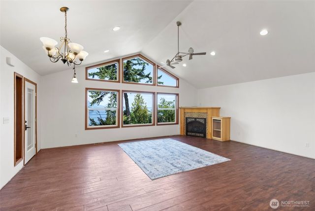 6698 Crimson Sky Loop, Seabeck, WA 98380