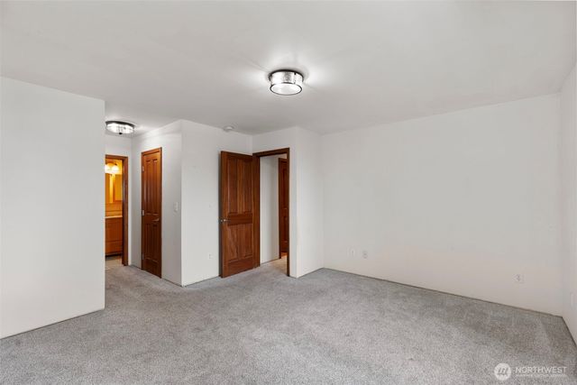 6698 Crimson Sky Loop, Seabeck, WA 98380