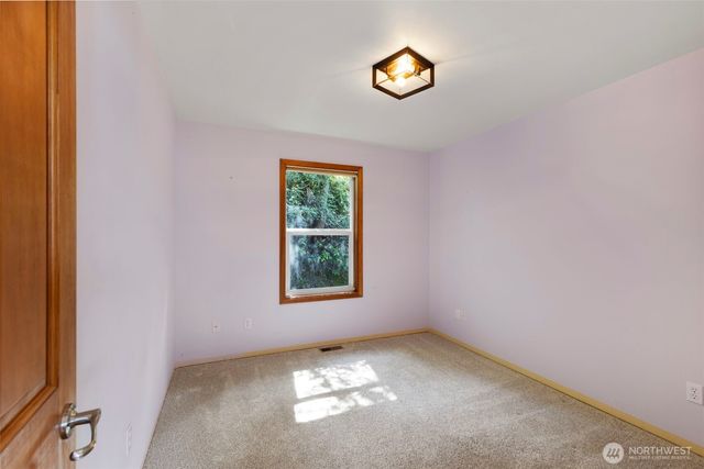 6698 Crimson Sky Loop, Seabeck, WA 98380