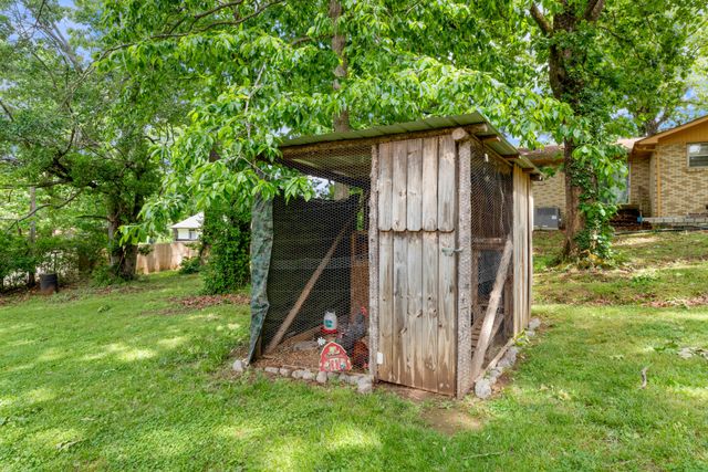 107 Shady Hill Rd, Dickson, TN 37055