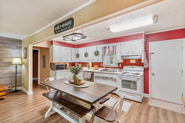 107 Shady Hill Rd, Dickson, TN 37055