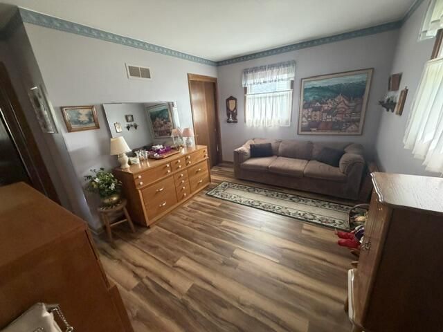 4913 Westway AVENUE, Racine, WI 53406