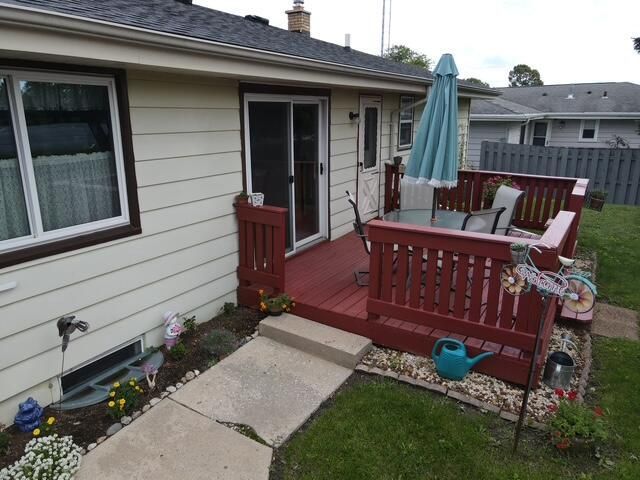 4913 Westway AVENUE, Racine, WI 53406