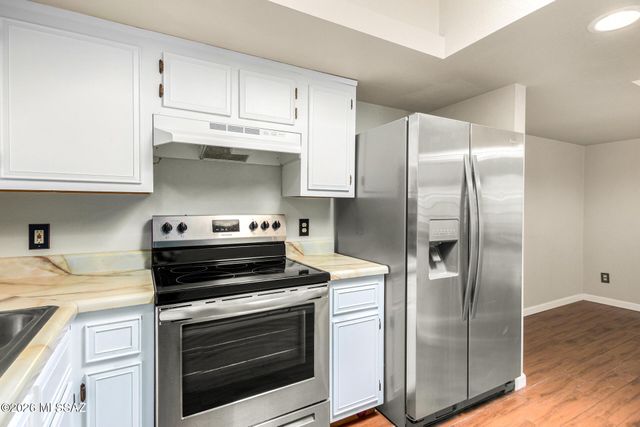 8255 N Oracle Rd Apt 210, Tucson, AZ 85704