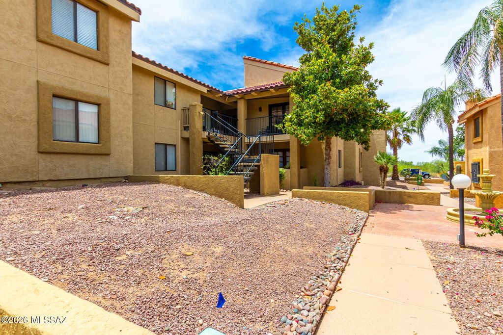 8255 N Oracle Rd Apt 210, Tucson, AZ 85704