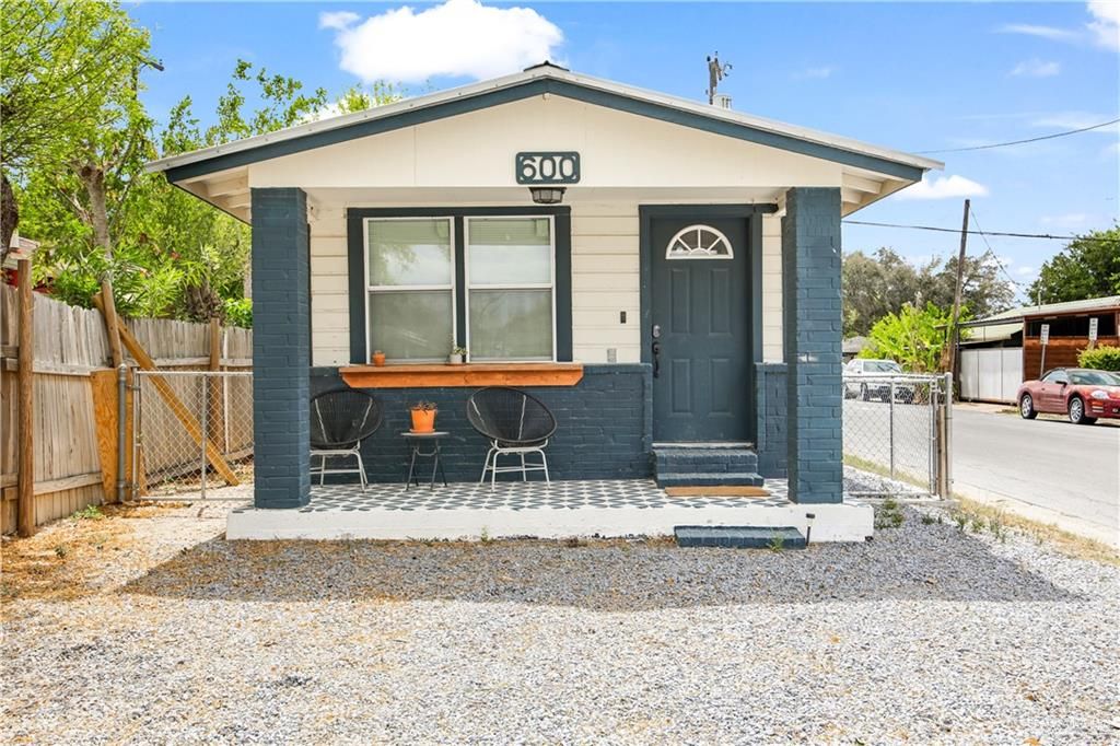 600 E Bell Avenue, Pharr, TX 78577