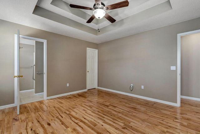 3923 W Kay Pointe Boulevard, Springfield, MO 65802