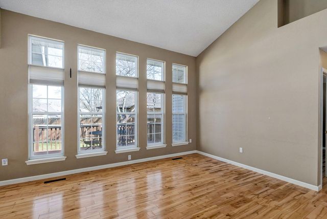 3923 W Kay Pointe Boulevard, Springfield, MO 65802